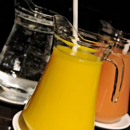 Amsterdam Forest Hotell 3*