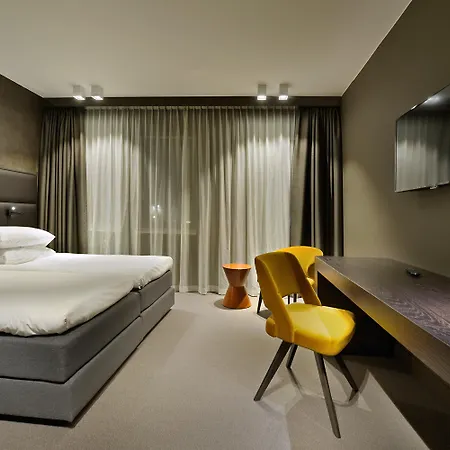 Hotell Amsterdam Forest Amstelveen