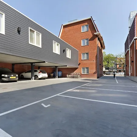 Amsterdam Forest Hotel 3*