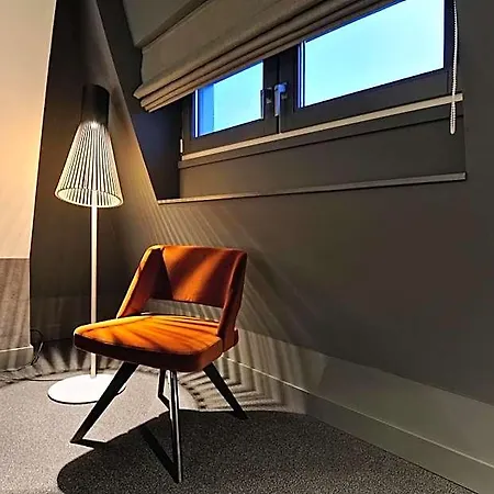 Hotel Amsterdam Forest 3*
