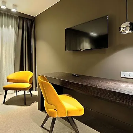 Hotel Amsterdam Forest 3*