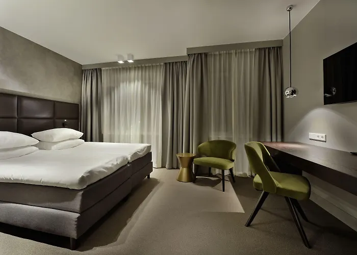 阿姆斯特丹森林酒店 阿姆斯特尔芬