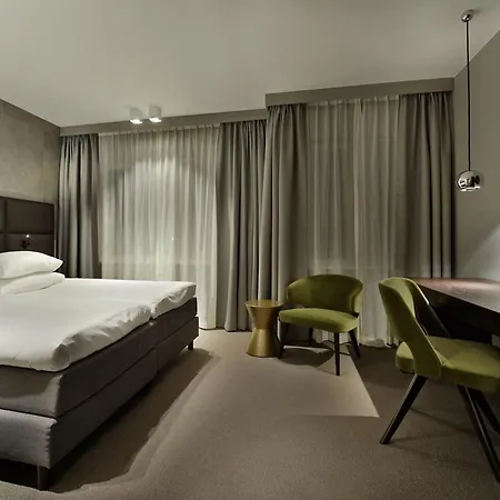 アムステルダム フォレスト 3* アムステルフェーン