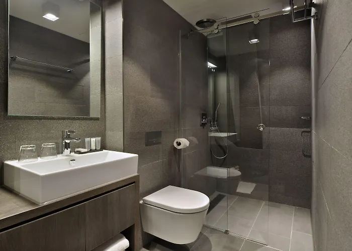 Hotel Amsterdam Forest 3*