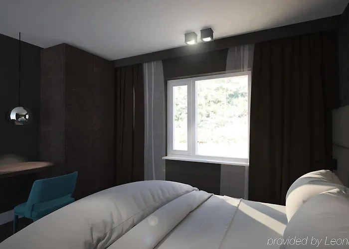 Amsterdam Forest Hotel 3*